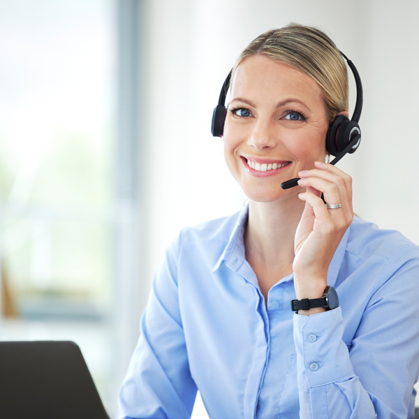 Seniorenbetreuung und Pflegedienst Spandau - Sekretärin am Telefon - Betreuung Betreuung in Ihrer Nähe Seniorenbetreuung und Pflegedienst Spandau - Sekretärin am Telefon - Betreuung Betreuung in Ihrer Nähe